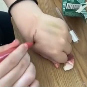 Gratis Beaulis Lip Marker Çok Kötü