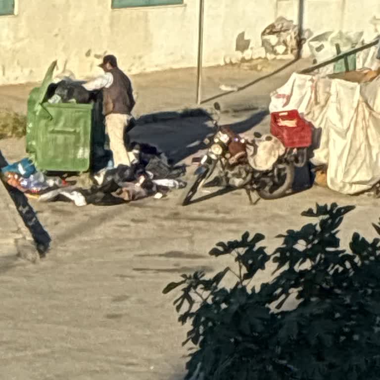 Denizli Büyükşehir Belediyesi Pazaryeri Çöpü