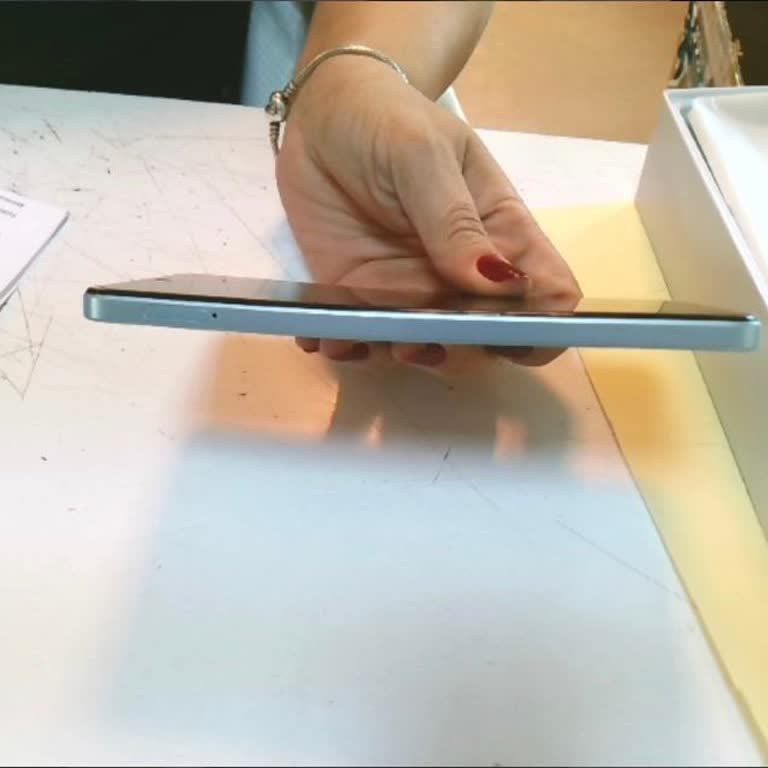Bir Ay Dolmadan Eğilen Telefon Ve Teknik Serviste Yaşanan Mağduriyet