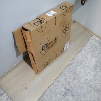 Kargo Teslimatında Sehpanın Hasarlı Gelmesi Ve Taşıma Sorunu
