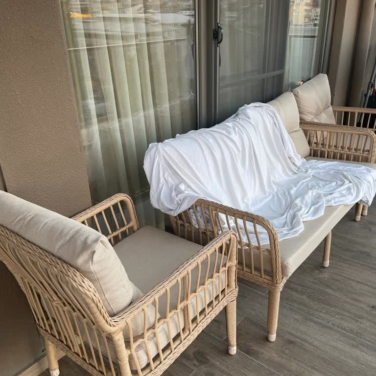 Aldığım Takımın Masası Teslim Edilmedi, Müşteri Hizmetlerinden Çözüm Alamıyorum