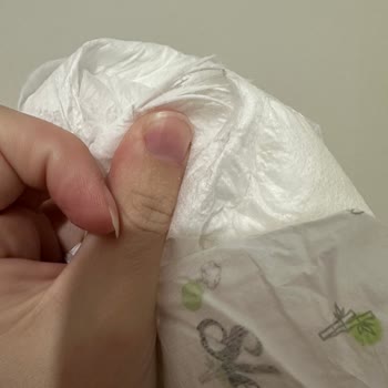 Bebek Bezinde Sert Ve Tehlikeli Yabancı Cisimler