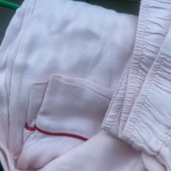 Suwen Pijama Takımı Kısa Sürede Tiftiklendi, Mağaza İlgisiz Kaldı