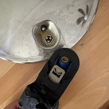 Fissler Düdüklü Tencere Kulpu Bir Yıl Dolmadan Kırıldı Mağduriyetim Giderilsin