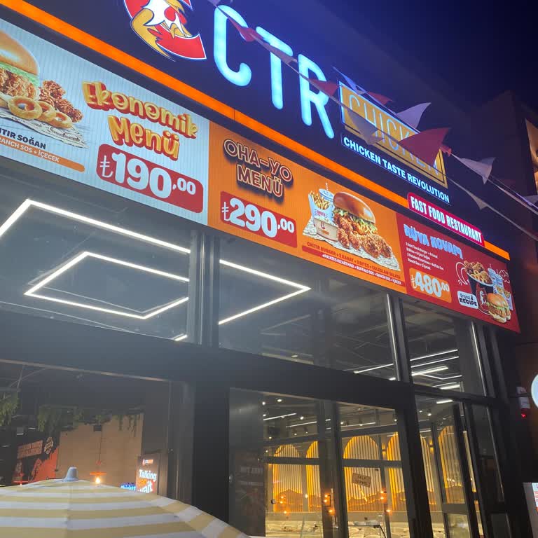 Ctr Chicken Uzun Bekleme Süresi ve İlgisiz Hizmet Nedeniyle Hayal Kırıklığı