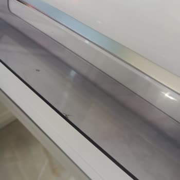 Sıfır Buzdolabında Çatlak Ve İlgisiz Servis Deneyimi