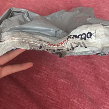 Sürat Kargo Aktarma Merkezinde Paketlerim İçinden Ürünler Alındı, Mağdur Edildim