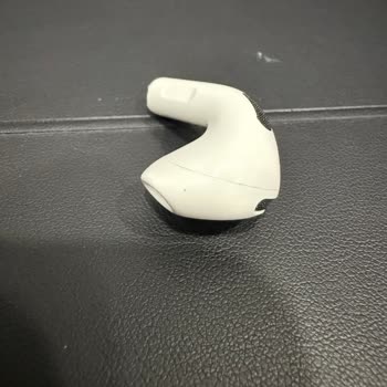 Yeni Aldığım Airpods 4'te Kısa Sürede Soyulma Sorunu