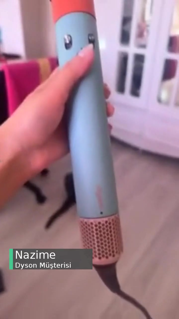 Dyson Airwrap Çalışmıyor Kırmızı Işık Alarmı! videonun kapak resmi