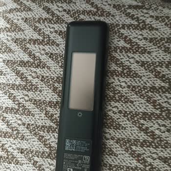 6 Aylık Samsung Akıllı Kumanda Şarjda Çalışıyor, Çekilince Bozuluyor