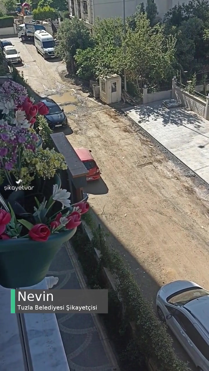 Tuzla Belediyesi Yol Delik Deşik Toz İçinde, Asfalt İstiyoruz videonun kapak resmi