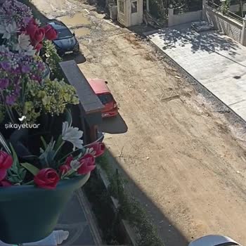 Tuzla Belediyesi Yol Delik Deşik Toz İçinde, Asfalt İstiyoruz