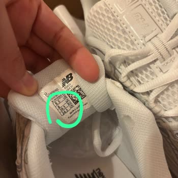 Yanlış Numara Ayakkabı Gönderildi, İade Sürecinde Muhatap Bulunamıyor