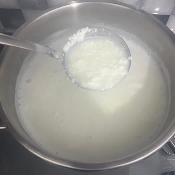 Satın Aldığım Sütün Ekşi Çıkması Ve Markanın Sorumluluk Almaması