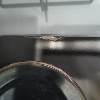 Bosch Ocakta Üretim Hatası Kullanıcı Hatası Olarak Gösterildi, Servis Dışı Bırakıldı