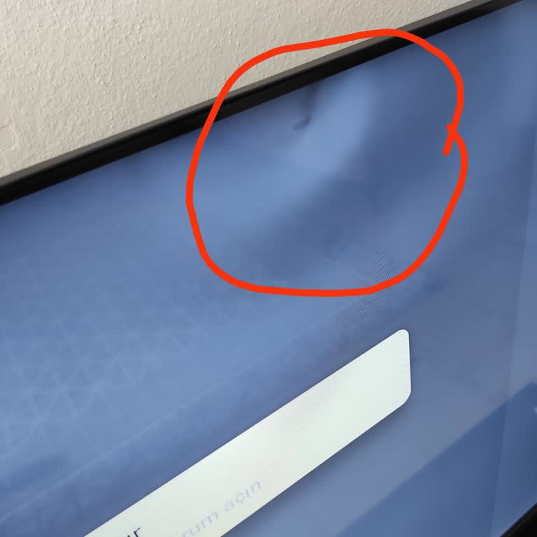 Aldığım TVdeki Ekran Hatasına Kimse Çözüm Sunmuyor