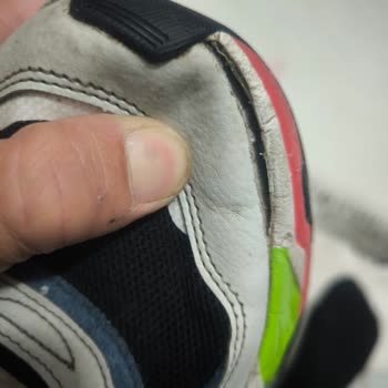 Puma Mağazasından Alınan Ayakkabıda Tekrarlayan Açılma Sorunu