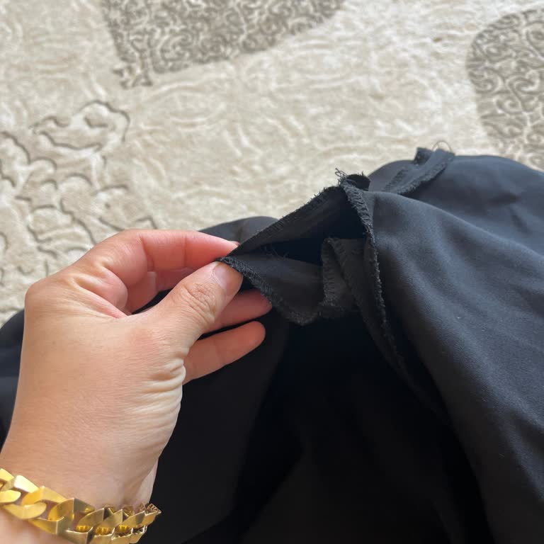 Aldığım Pantolon İkinci Kez Aynı Yerden Yırtıldı, Mağaza İlgisiz