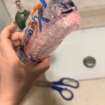 Kırık Kapaklı Ürün Ve Yanıtsız Şikayetimle Mağdur Oldum