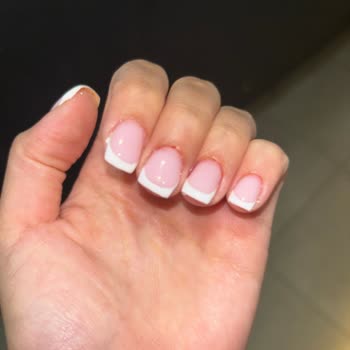 Nisa Çetin Nail Art Mağduriyet Yaşama