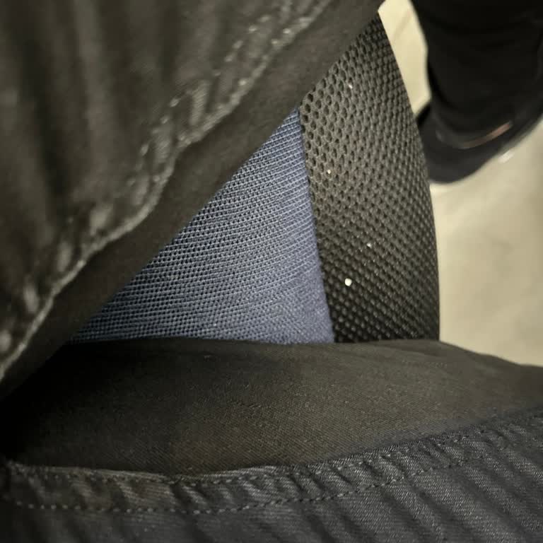 Loft Mağazasından Alınan Pantolonda Renk Solması Ve Değişim Sorunu