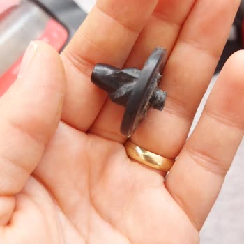 Philips SpeedPro Max Dikey Süpürgede Kronik Parça Kırılması Ve Mühendislik Hatası