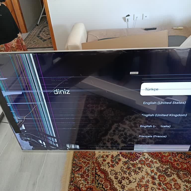 A101 Sıfır Televizyonum Kırık Çıktı İki Firma Sorumluluk Almadı