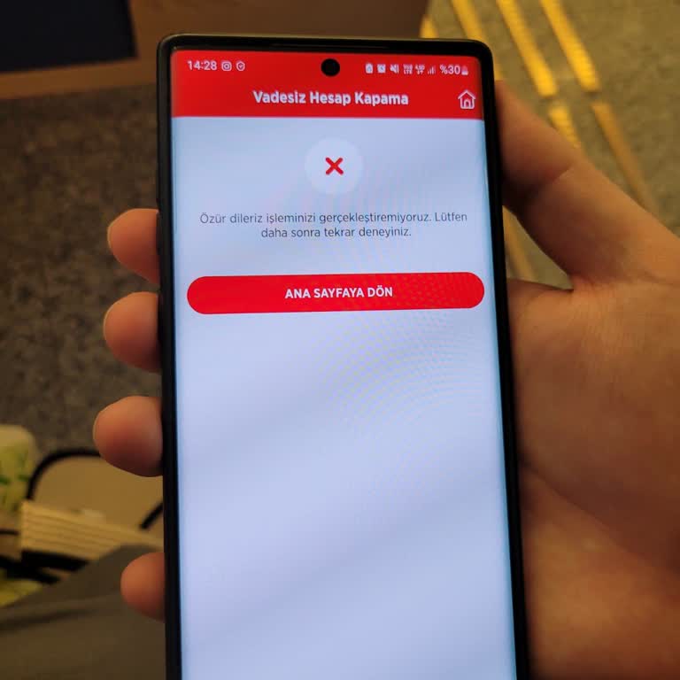 Mobil Uygulamada Vadesiz TL Hesabı Kapatılamıyor, Sürekli Hata Alıyorum