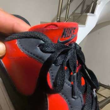 Aldığım Nike Ayakkabılar Sürekli Yırtılıyor, Deichmann Sorumluluk Almıyor!