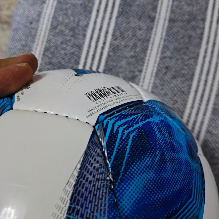 Evde Kullanılan Futbol Topunda Hızlı Deformasyon Ve Değişim Sorunu