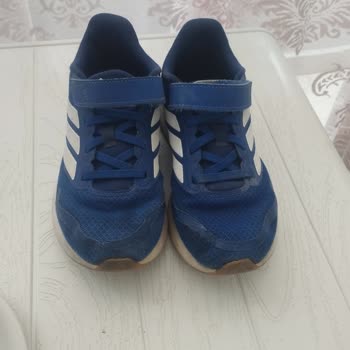 Ich kämpfe mit Deichmann Van wegen Adidas Schuhen, trotz Schäden keine Mängel anerkannt