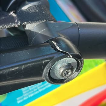 Ajet Damaged My Cabin Stroller and Ignored My Complaint