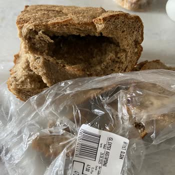 Pişmemiş Ekmek Ve Ulaşılamayan Müşteri Hizmeti