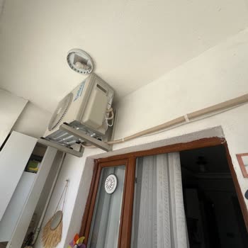 Klima Dış Ünitesi Yanlış Yere Monte Edildi, Kapak Açılmıyor