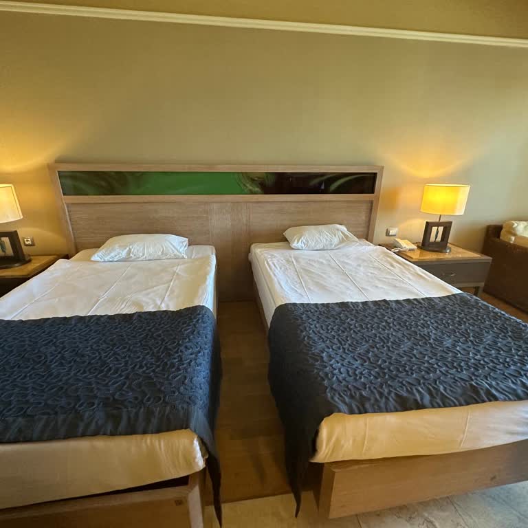 Hayal Kırıklığıyla Başlayan Aile Tatili Kabusa Döndü