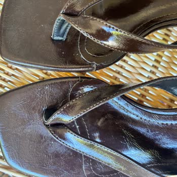 Kullanılmış Ve Kirli Terlik Gönderildi!