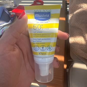 I Face Severe Skin Peeling on My Child from Mustela Sunscreen