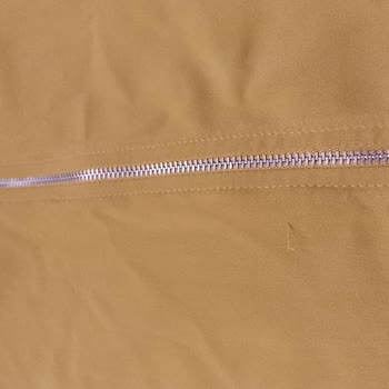 Üründe Tüylenme Ve Mağazanın İlgisizliği Mağdur Etti