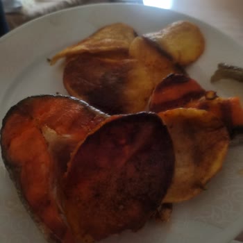 Siparişte Yanık Ürünler Ve Sağlıksız Malzeme Üzerine Yetersiz Çözüm