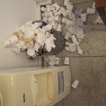 Balçova Şubesi'nde Güvensizlik, Eksik Hizmet Ve Mağduriyet