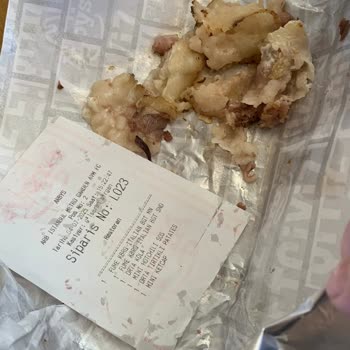 Arby's Metro Garden'da Aşırı Yağlı Menü Şikayeti