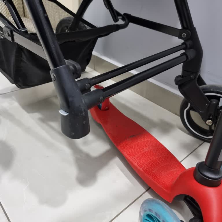 Bebek Arabası Firmasına Ulaşılamıyor, Tamir Ve Parça Temini Sorunu