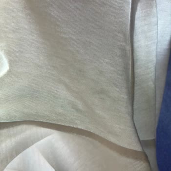 Old Spice Deodorant Tişörtlerimde Kalıcı Mavi Leke Problemine Yol Açtı