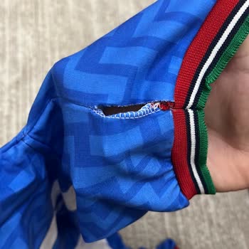 Yanlış Ve Yırtık Forma Gönderildi, Satıcıya Ulaşılamıyor