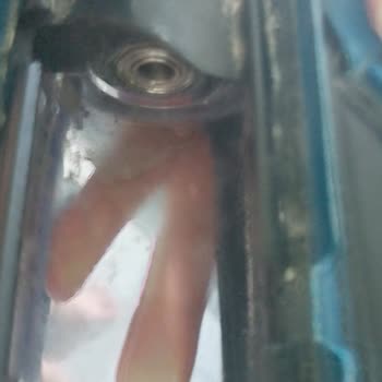 Philips Aqua Trio 8000 Süpürge Fırça Parçası Kırıldı, Yedek Parça Temini Sorunu