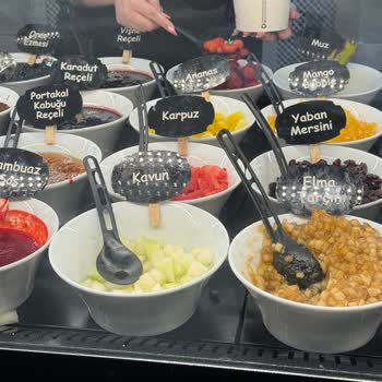 Hijyen Kurallarına Uymayan Personel Ve Saygısız Yaklaşım