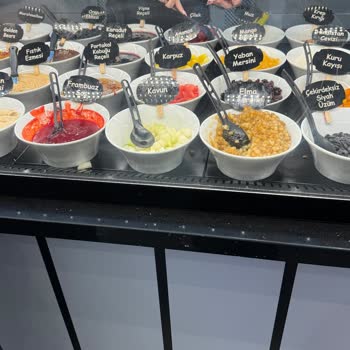 Hijyen Kurallarına Uymayan Personel Ve Saygısız Yaklaşım