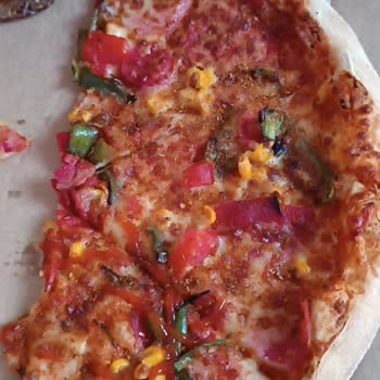 Beklentinin Çok Altında Gelen Pizza Deneyimi