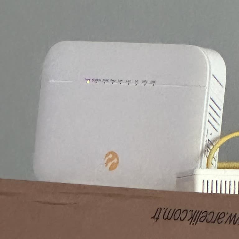 Sürekli İnternet Kesintisi Ve Sorunların Çözümsüz Kalması