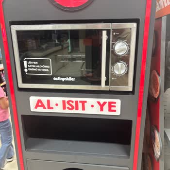 Migros'ta Hazır Yemek Çelişkisi: Isıt Var, Yemek Yasak!